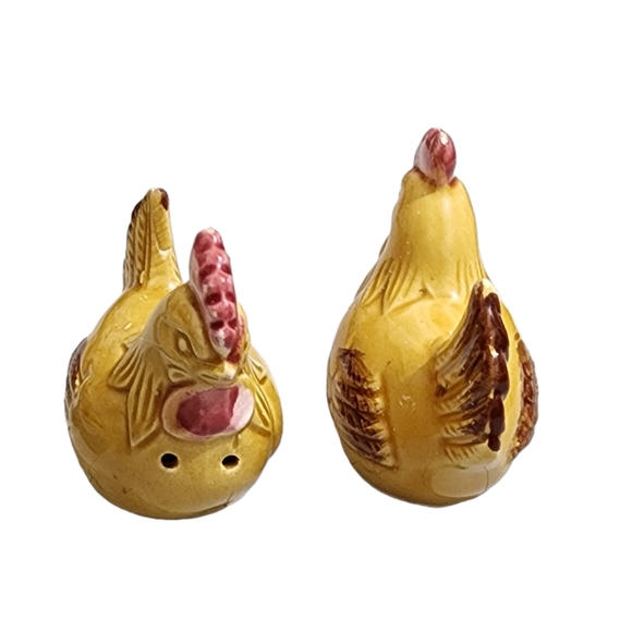 Vintage 1960s Japan chicken and rooster salt and pepper shaker EUC - Picture 3 of 5